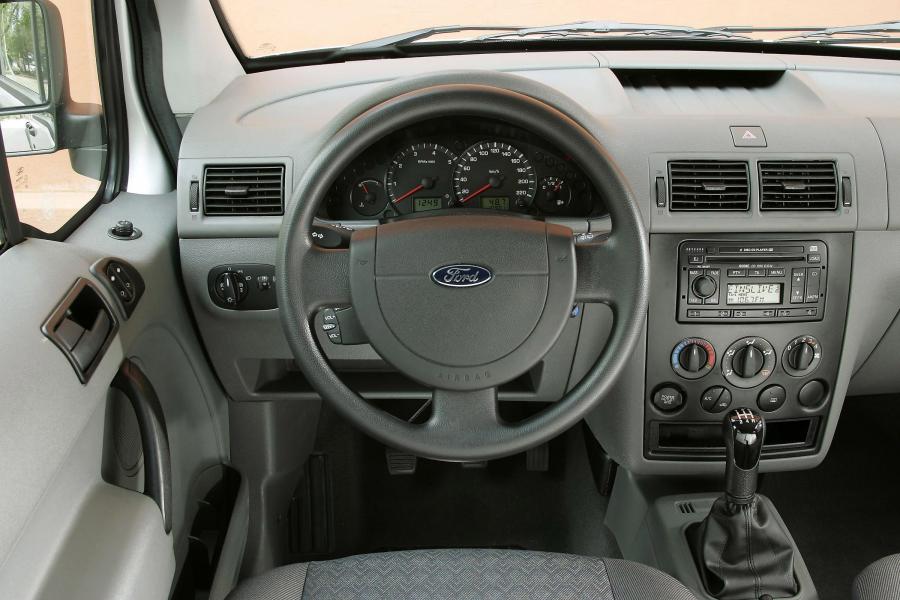  Ford Tourneo 2006 года  (фото 7 из 26)